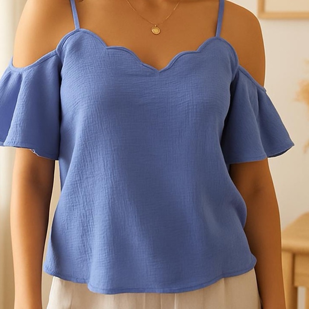 NWT Monteau Los Angeles Scallop Edge Cold Shoulder Top | Periwinkle | Size M